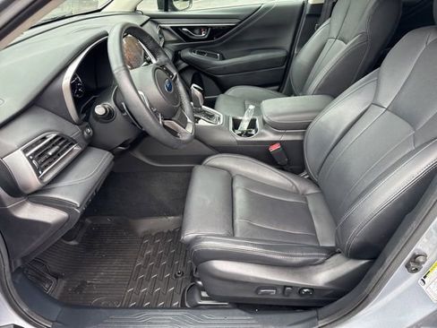 Used 2022 Subaru Outback Limited image 12