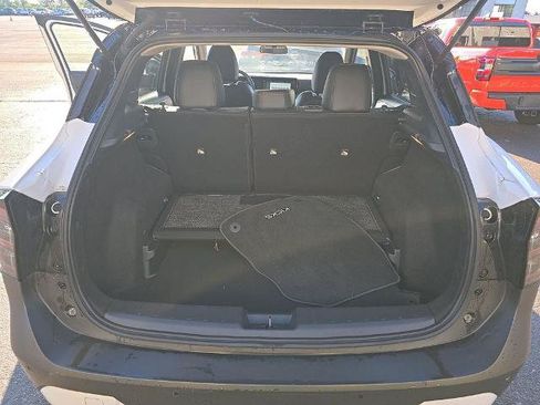 Certified 2025 Nissan Kicks SR FWD image 14