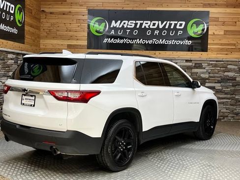 Used 2020 Chevrolet Traverse LT w/ Driver Confidence II Package AWD/4WD image 9