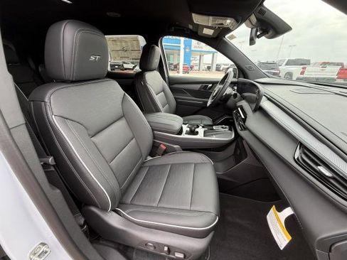 New 2026 Buick Enclave Sport Touring image 33