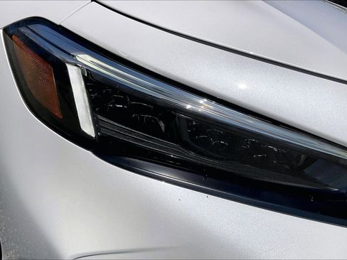 Used 2025 Honda Civic Sport image 26
