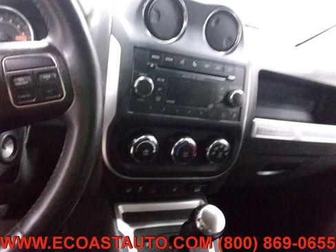 Used 2014 Jeep Compass Latitude image 12