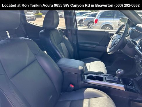 Used 2023 Toyota Tacoma Limited AWD/4WD image 14