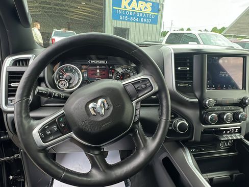 Used 2019 RAM 1500 Big Horn AWD/4WD image 14