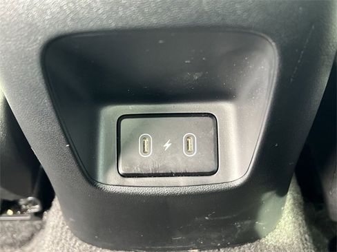 Certified 2025 Hyundai Elantra SEL image 30