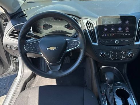Used 2024 Chevrolet Malibu LT FWD image 25