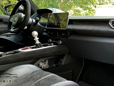 Used 2024 Lotus Emira V6 image 15