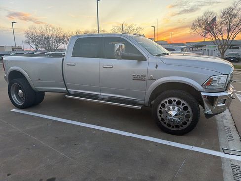 Used 2018 RAM 3500 Laramie w/ Protection Group image 18