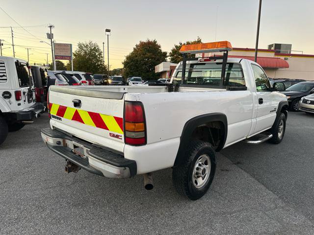 Used 2005 GMC Sierra 2500 W/T w/ Heavy-Duty Power Package RWD image 5