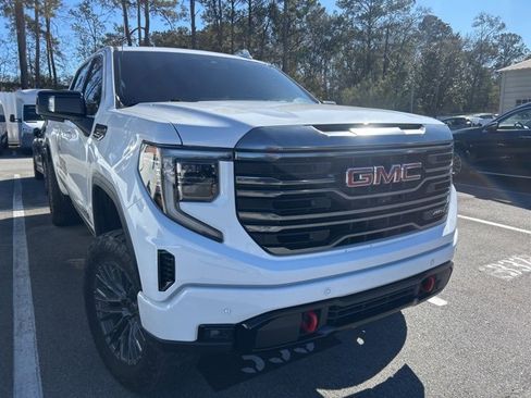 Used 2023 GMC Sierra 1500 AT4 w/ AT4 Premium Package image 3