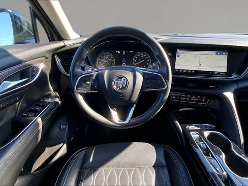 Used 2023 Buick Envision Avenir FWD image 5