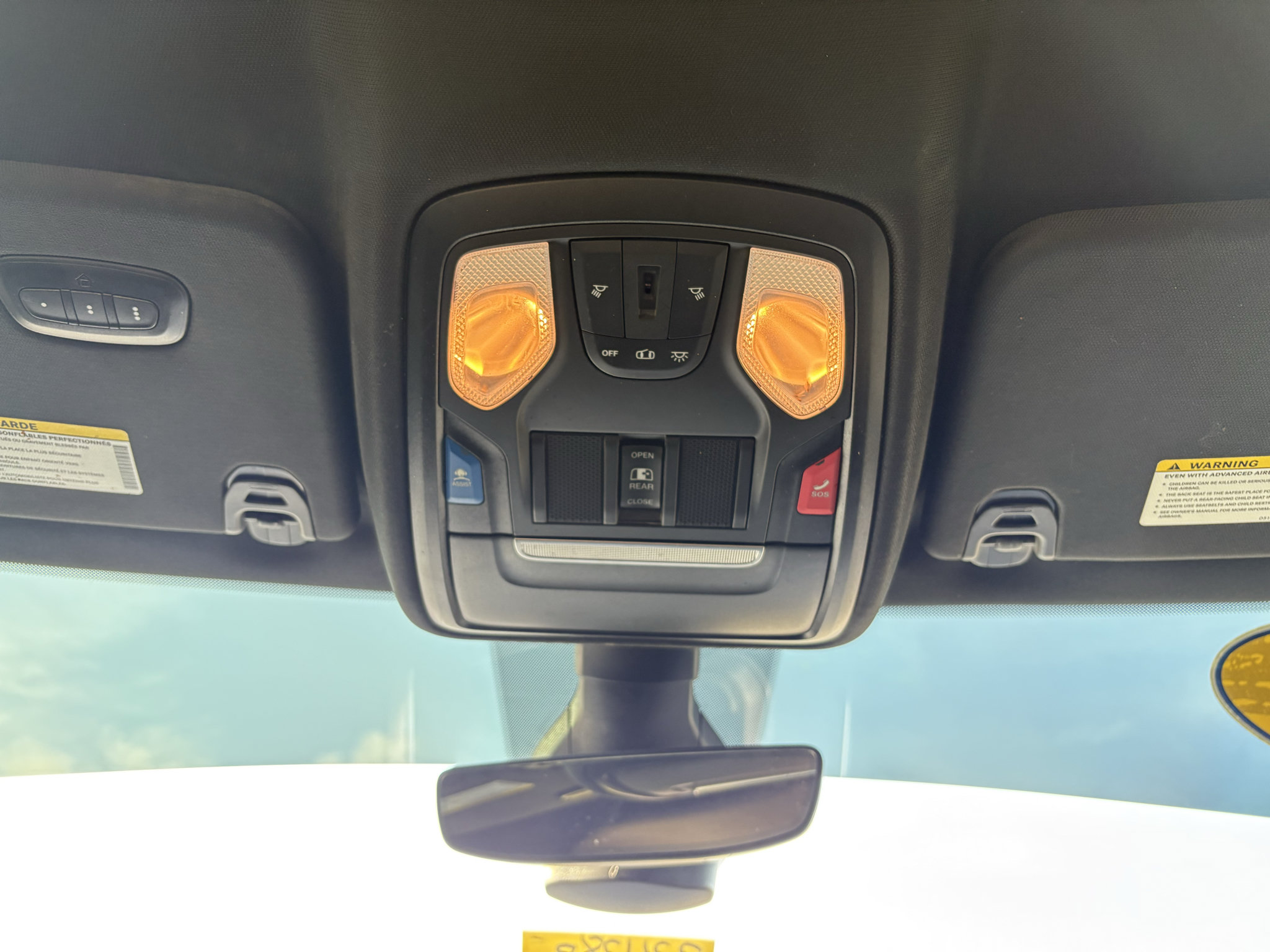 Used 2022 RAM 1500 Big Horn AWD/4WD image 15