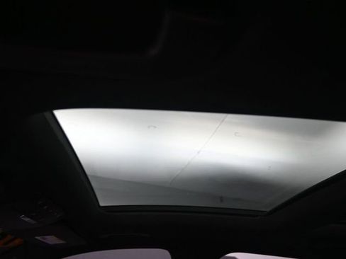 Used 2018 Mercedes-Benz GLC 300 image 19