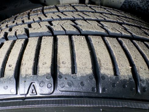 Used 2022 Tesla Model Y Performance image 36