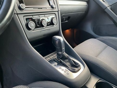 Used 2013 Volkswagen Golf TDI image 19