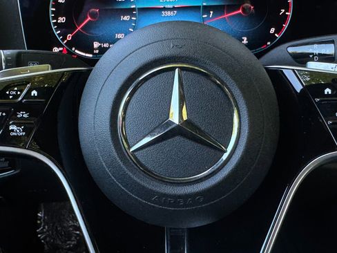 Used 2021 Mercedes-Benz E 350 4MATIC Sedan w/ Premium Package image 59