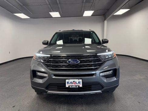 Used 2023 Ford Explorer XLT w/ Equipment Group 202A AWD/4WD image 3