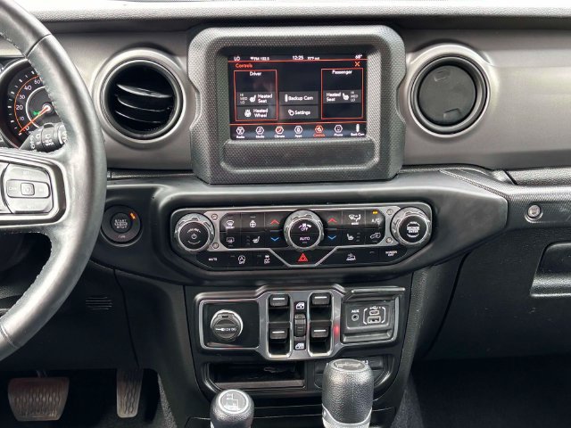 Used 2021 Jeep Wrangler Unlimited Sport AWD/4WD image 24