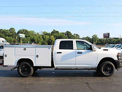 Used 2025 RAM 2500 Tradesman AWD/4WD image 11