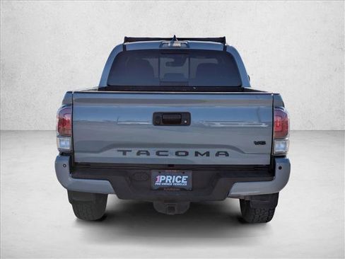 Used 2021 Toyota Tacoma TRD Off-Road w/ Technology Package AWD/4WD image 7
