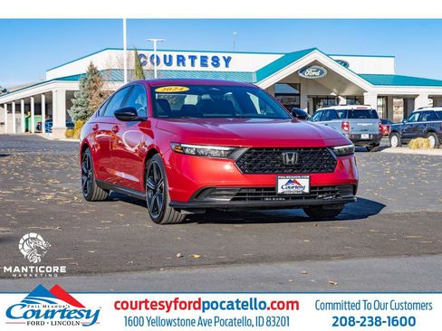 Used 2024 Honda Accord Sport image 1