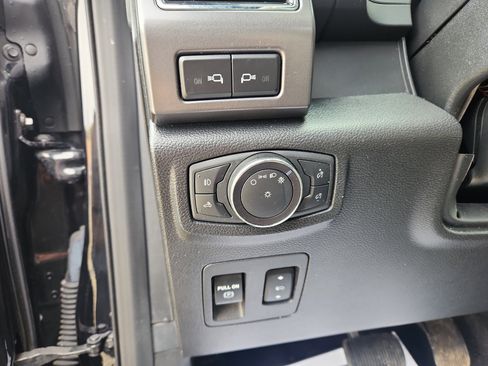 Used 2020 Ford F150 XLT w/ Equipment Group 302A Luxury image 25