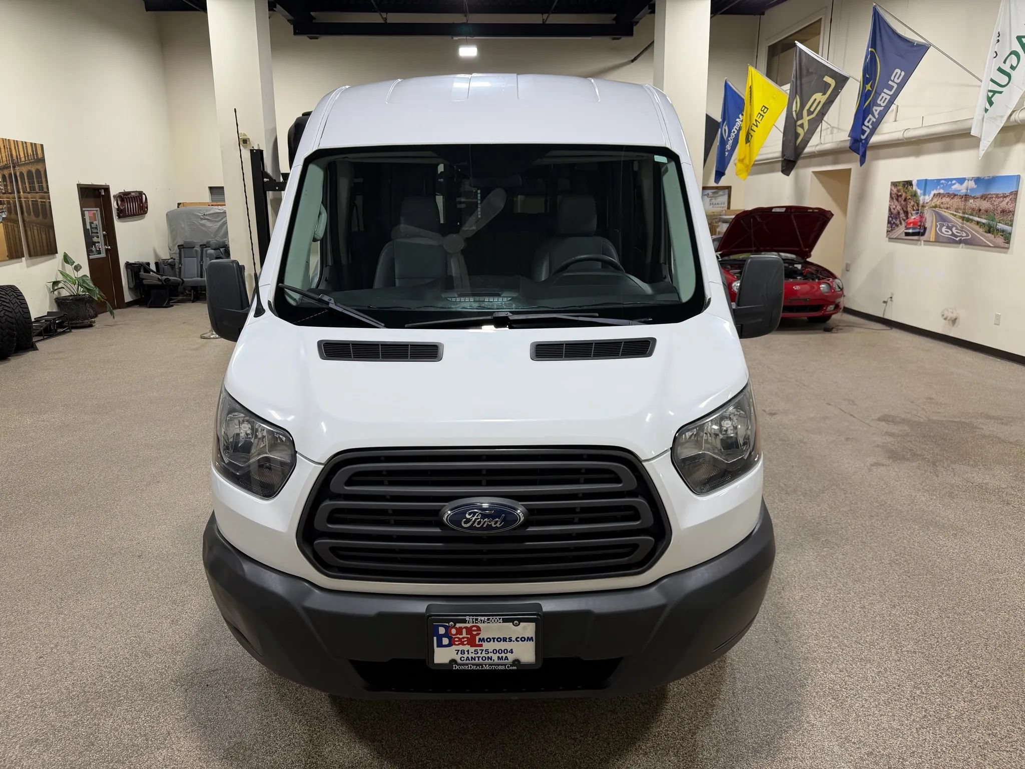 Used 2015 Ford Transit 250 148 Medium Roof RWD image 12