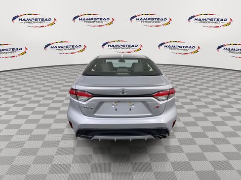 Used 2022 Toyota Corolla SE FWD image 7
