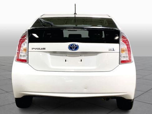 Used 2014 Toyota Prius Two image 4