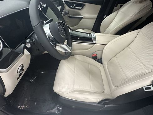 New 2026 Mercedes-Benz GLC 300 4MATIC image 9