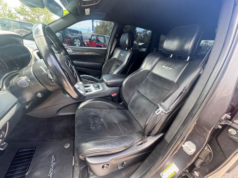 Used 2018 Jeep Grand Cherokee SRT AWD/4WD image 13