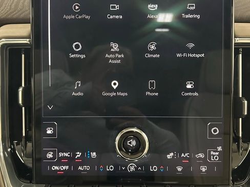 Used 2025 GMC Yukon XL Denali w/ Sun & Power Step Package AWD/4WD image 27