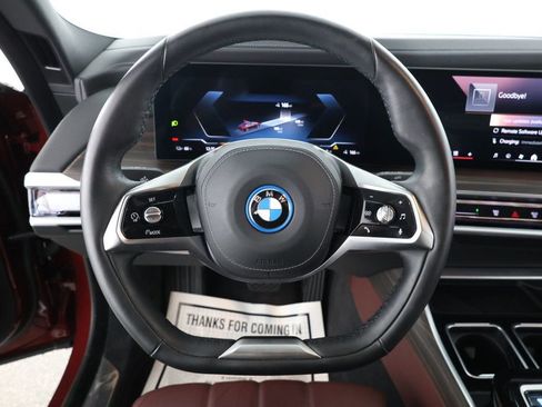 Used 2024 BMW i7 eDrive50 image 13