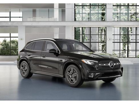 New 2026 Mercedes-Benz GLC 300 4MATIC image 11