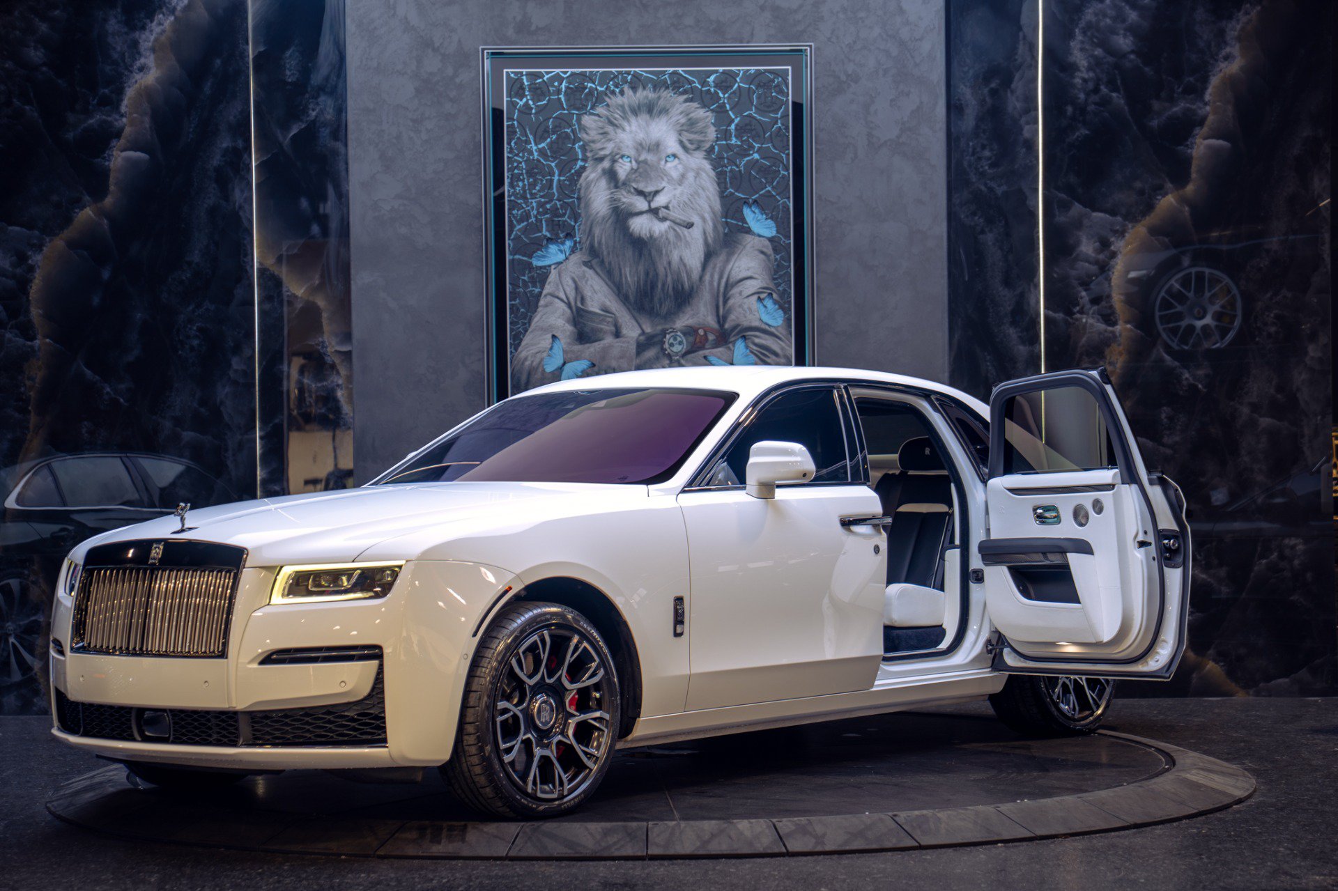 Used 2022 Rolls-Royce Ghost Black Badge AWD/4WD image 1