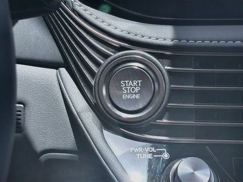 Used 2024 Lexus LS 500 RWD image 36