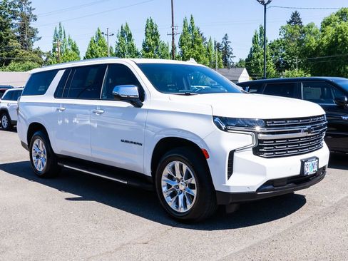 Used 2023 Chevrolet Suburban Premier AWD/4WD image 1