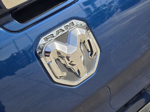 Used 2022 RAM 1500 Laramie w/ Laramie Southwest Edition image 11