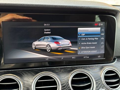 Used 2017 Mercedes-Benz E 300 4MATIC image 36