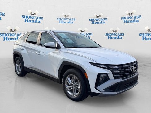 Used 2025 Hyundai Tucson SE FWD image 10