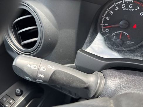Used 2023 Toyota Tacoma SR AWD/4WD image 18