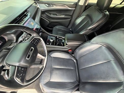 Used 2021 Jeep Grand Cherokee L Limited AWD/4WD image 14
