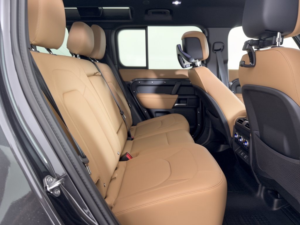 New 2026 Land Rover Defender 110 S AWD/4WD image 29