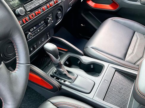 New 2026 Nissan Frontier Pro-X image 7