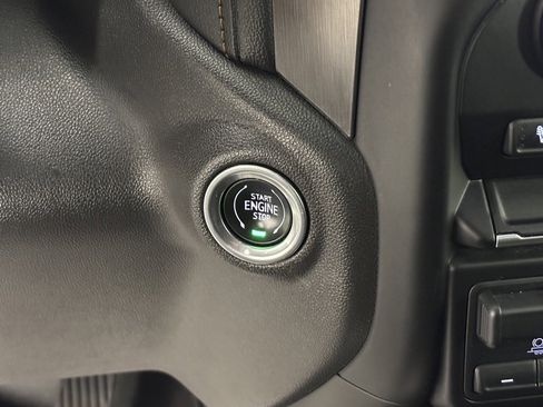 Used 2021 GMC Sierra 1500 AT4 image 27