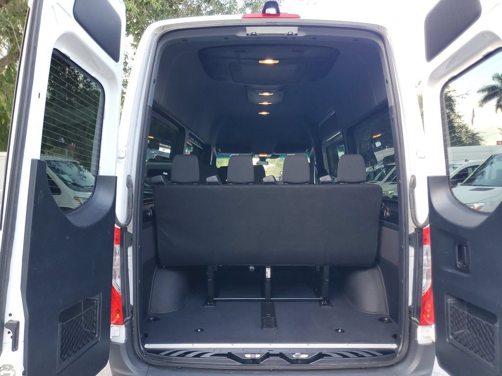 Used 2024 Mercedes-Benz Sprinter 2500 image 15
