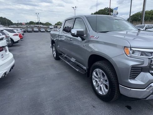Certified 2025 Chevrolet Silverado 1500 LTZ AWD/4WD image 5