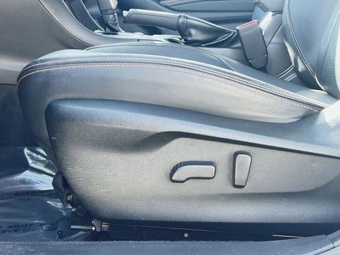 Used 2018 Subaru Crosstrek 2.0i Limited image 14