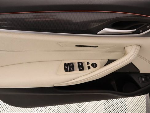 Certified 2023 BMW 540i xDrive w/ M Sport Package image 17