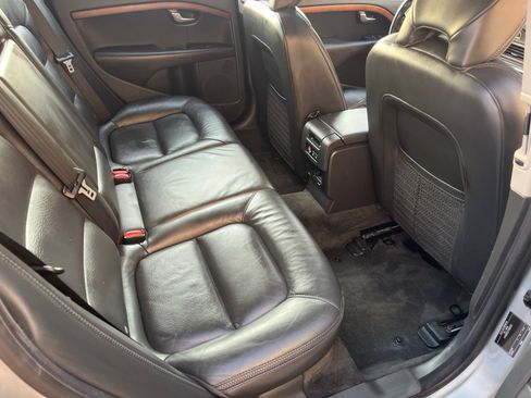 Used 2010 Volvo XC70 3.2 AWD/4WD image 16